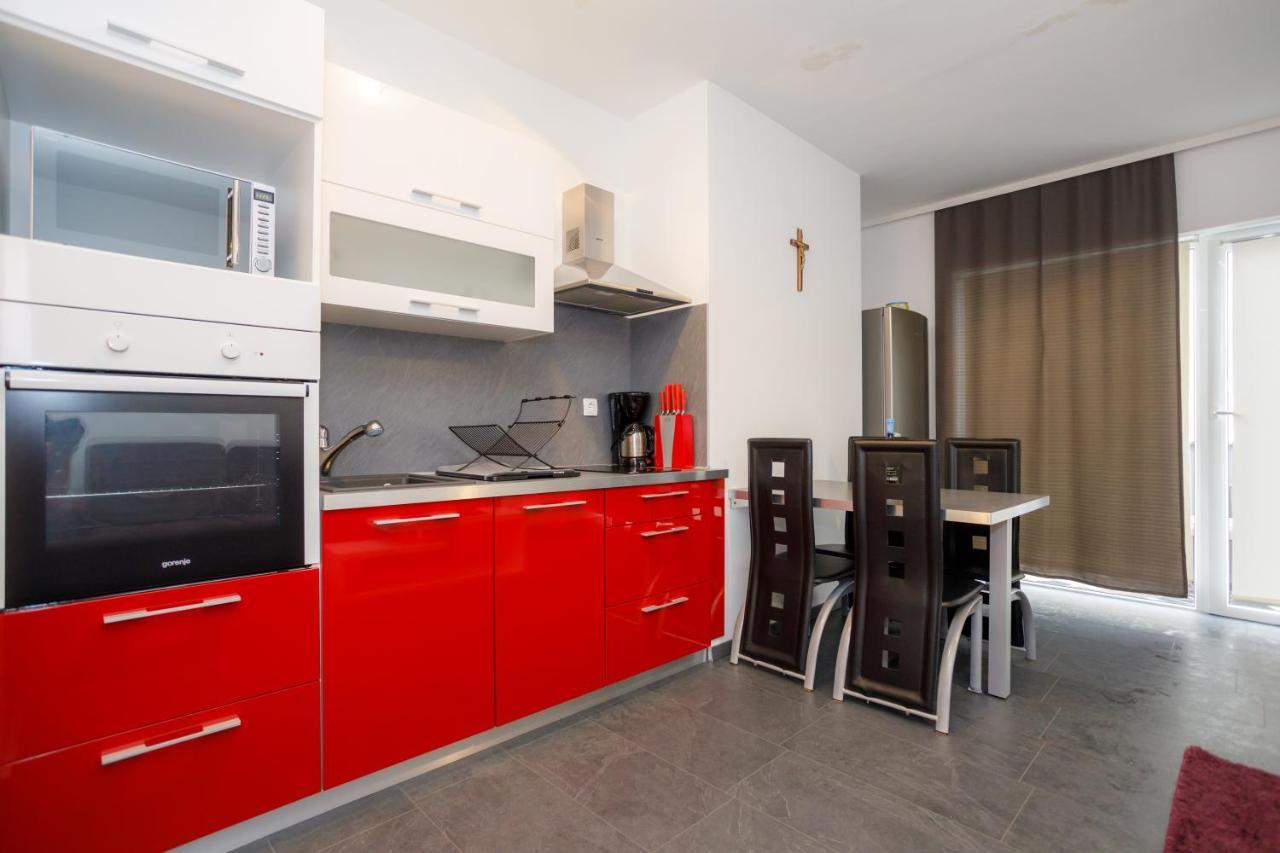 Apartments Lacic Krk Town Luaran gambar